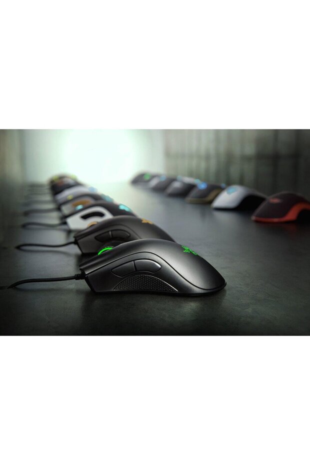 DeathAdder Essential Ergonomic, USB, Negru - 3