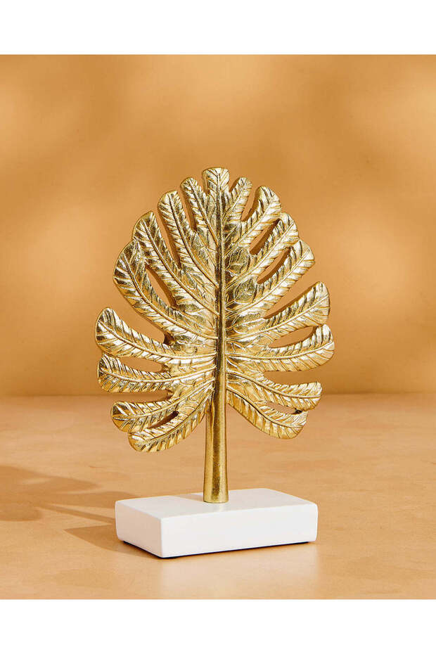 زينة من ورق الذهب - 1