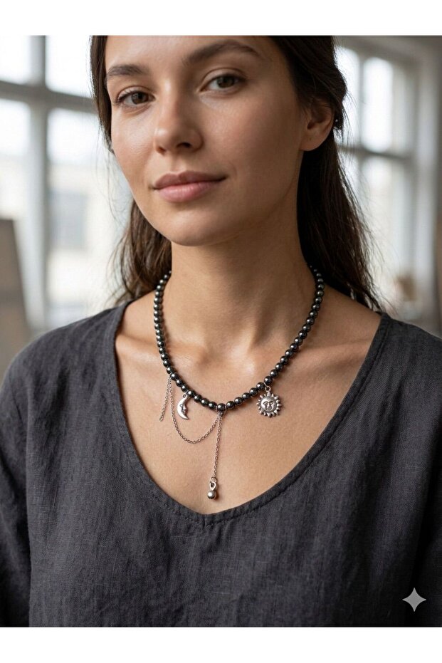 Natural Hematite Stone Pendant Sun Pendant Necklace with Chain