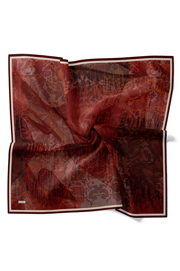 وشاح ملكي بنمط باتيك باللون العنابي - 2