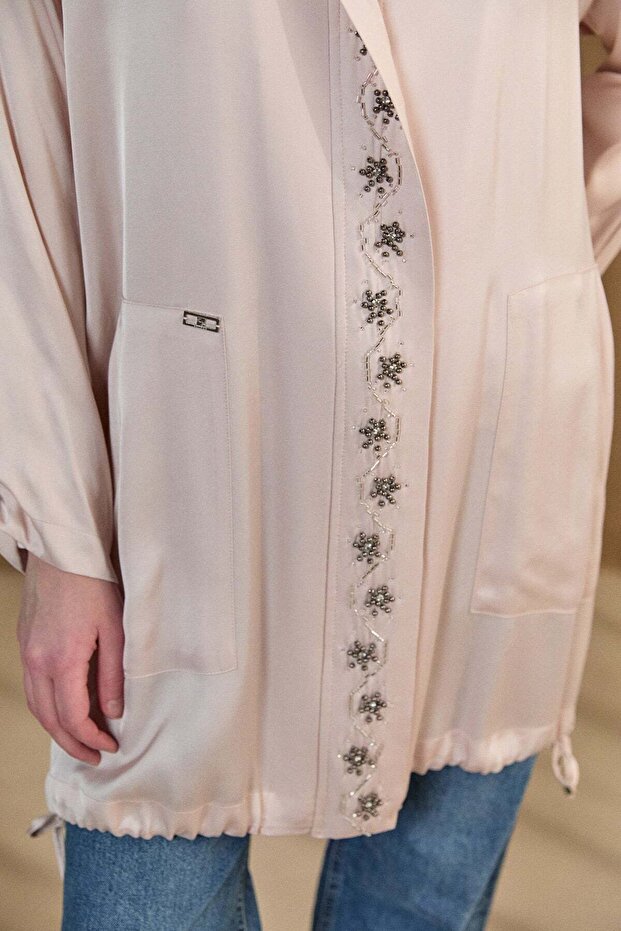 İşlemeli Floş Saten Tunik - 5