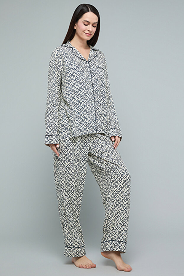 Patterned Lapel Collar Pyjama Set - 2