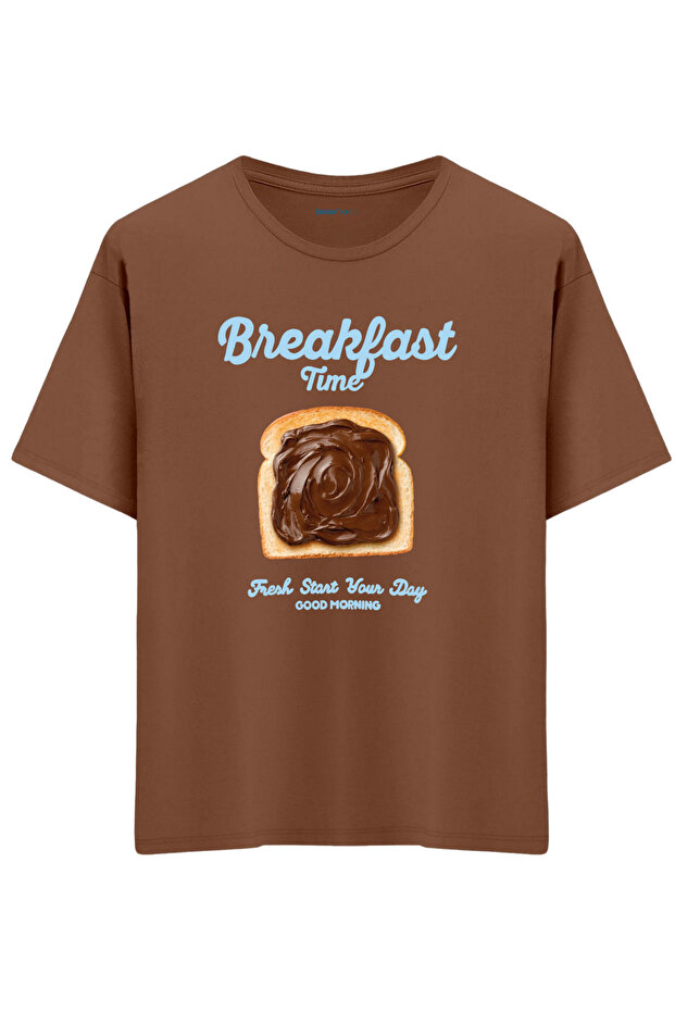 تي شيرت كبير الحجم برقبة دائرية من Breakfast Time مطبوع