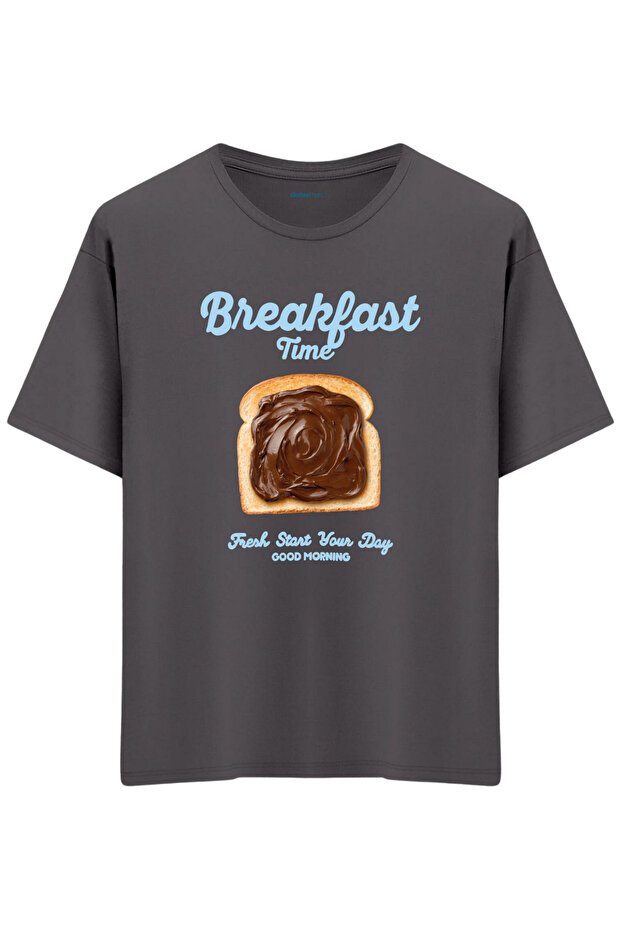 تي شيرت كبير الحجم برقبة دائرية من Breakfast Time مطبوع