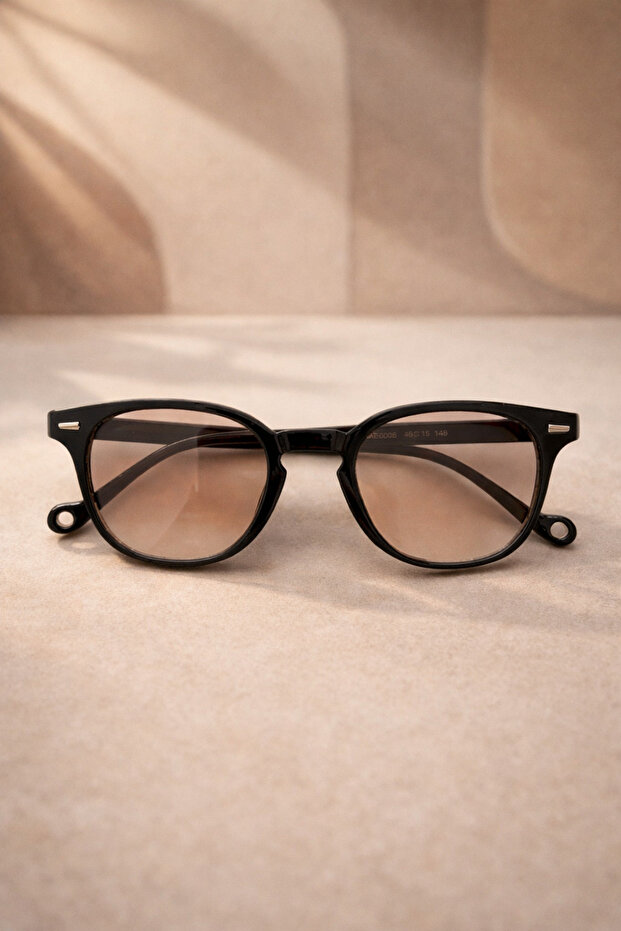 Unisex Women's and Men's Uv400 Protected Square Sunglasses with Bone Case and Cleaning Cloth as a Gift