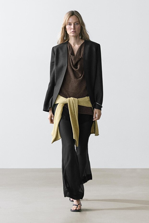 Asimetrik drapeli yaka bluz - 3