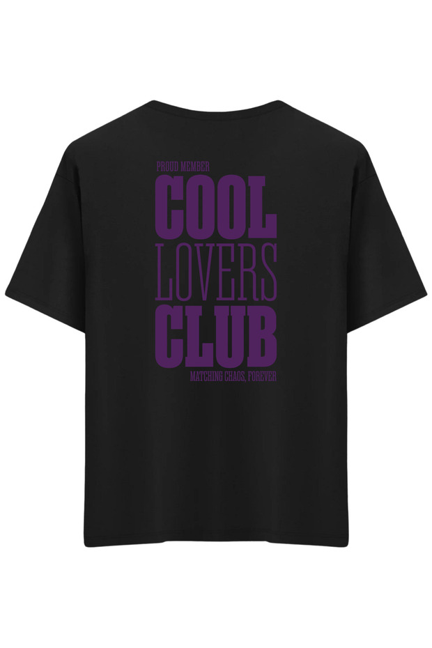 تي شيرت Cool Lovers Club مطبوع ذو ياقة دائرية كبيرة الحجم