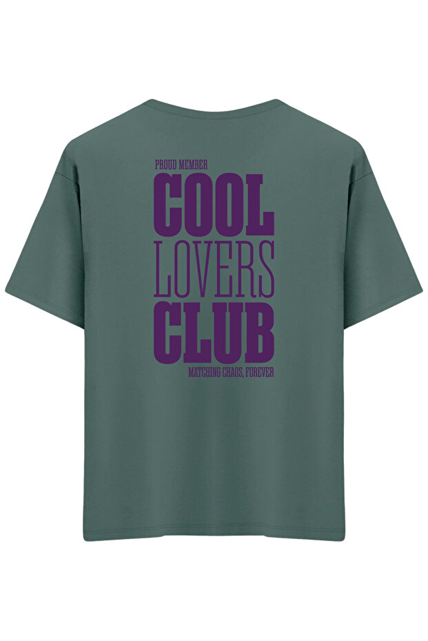 تي شيرت Cool Lovers Club مطبوع ذو ياقة دائرية كبيرة الحجم