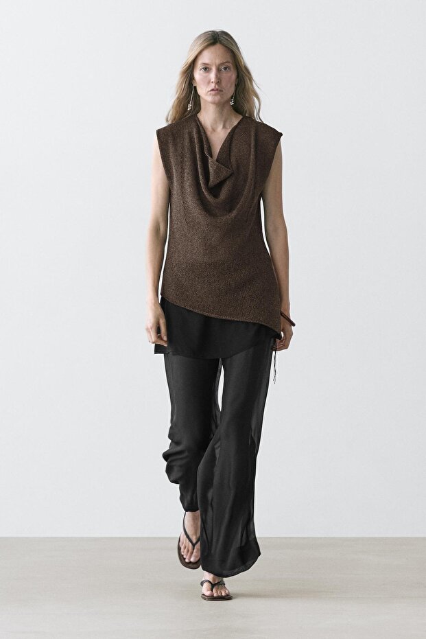 Asimetrik drapeli yaka bluz - 1