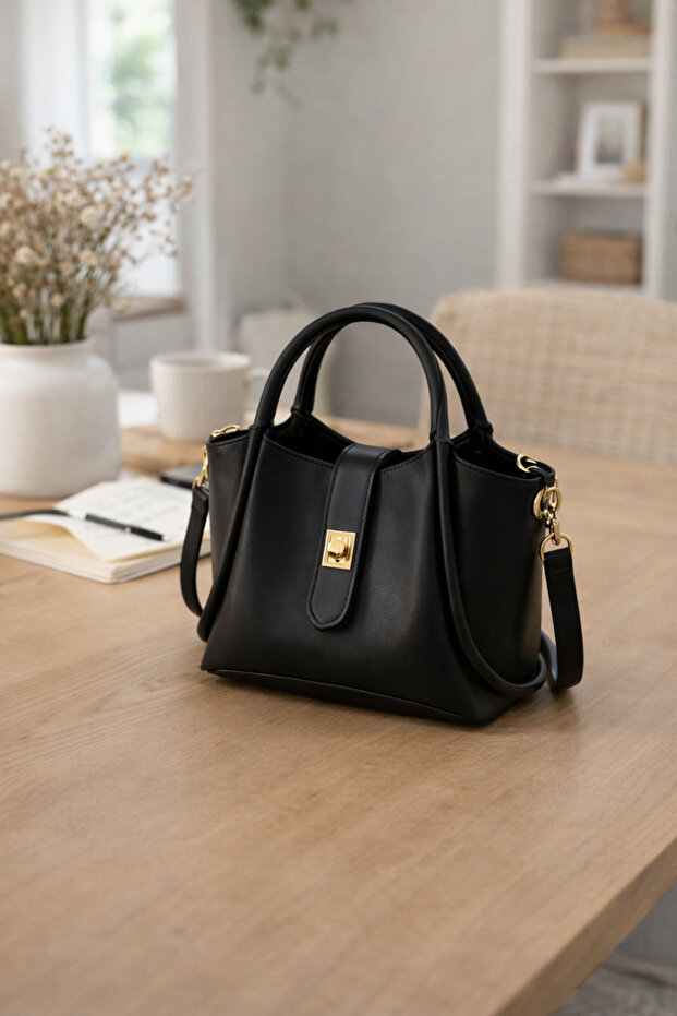 Sade Zarif El Çantası - 4