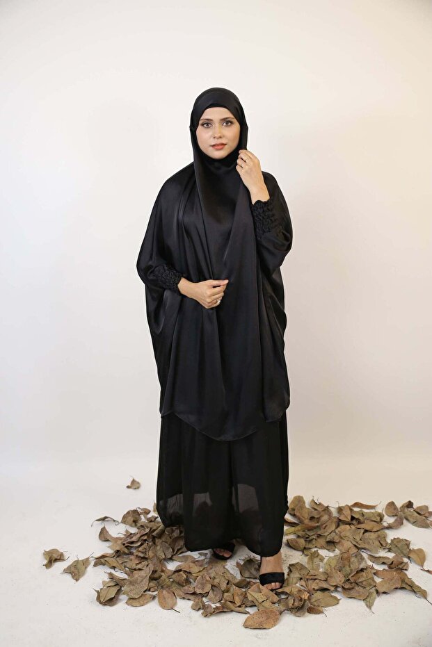 Anaqah - Elegant prayer set in khimar style with ribbed sleeves and loose skirt - Black