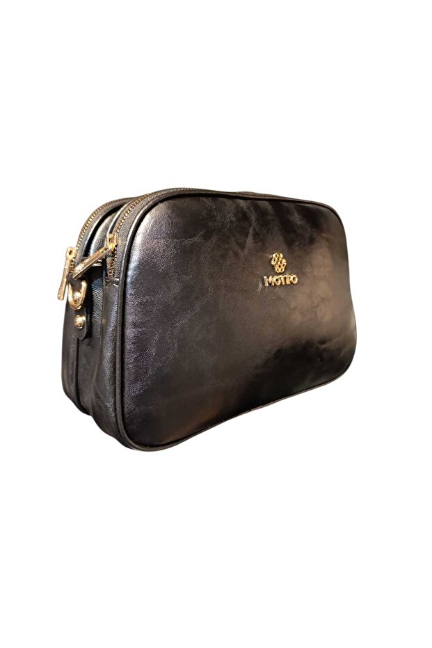 Convenient and Stylish Bag in Black with Its Wonderful Fabric