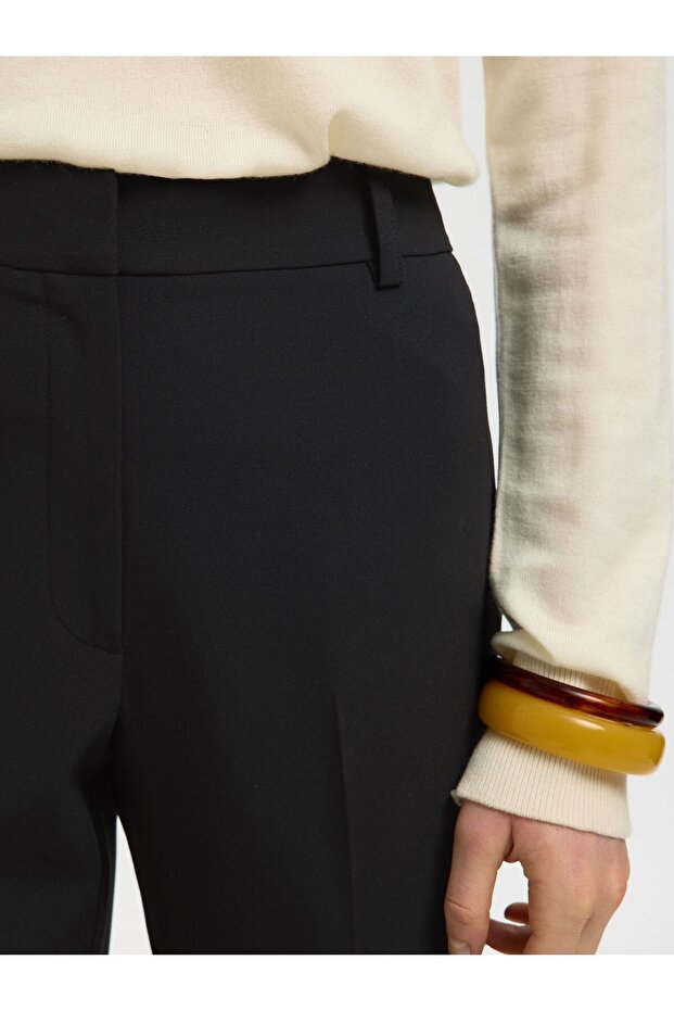 Flared Hose Mid Waist - 5