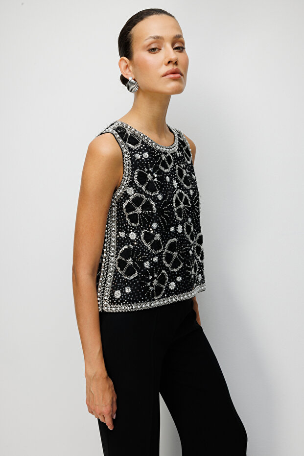 Pullu Taş İşlemeli Bluz - 3