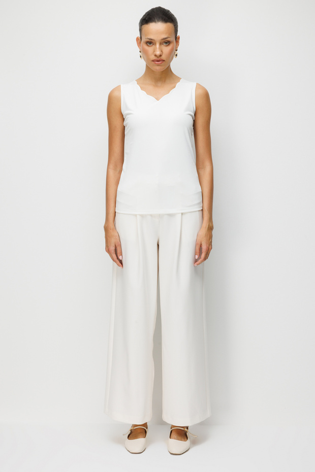 Slice Collar Basic Blouse - 3