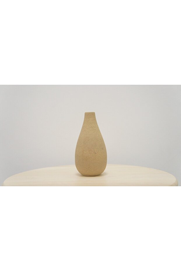 ELEGANT SAND COLOUR STONEWARE