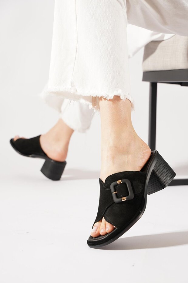 Nefren Yan Buckled Cross Genuine Leather Women Slipper Black Suede