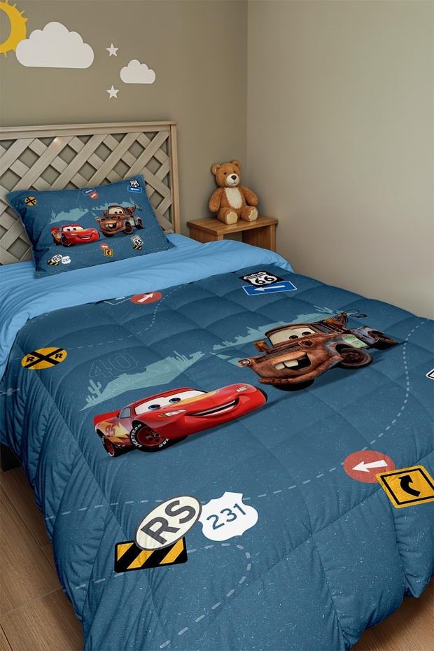 Fast and Cheerful Friends Patterned Single Duvet and Pillowcase