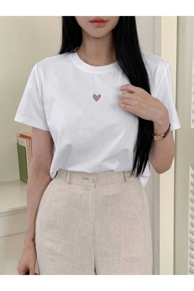 Women's Mini Heart Detail Printed Crew Neck T-Shirt