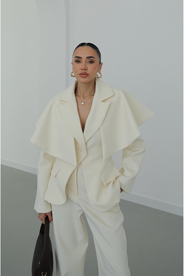 Ecru Cape Jacket and Trousers Set - 7