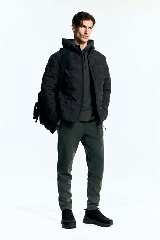 Regular Fit Insulated jacket with ThermoMove™