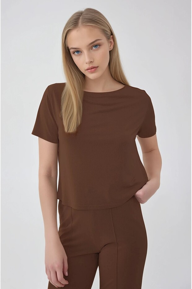 بلوزة مريحة بأكمام قصيرة - 3