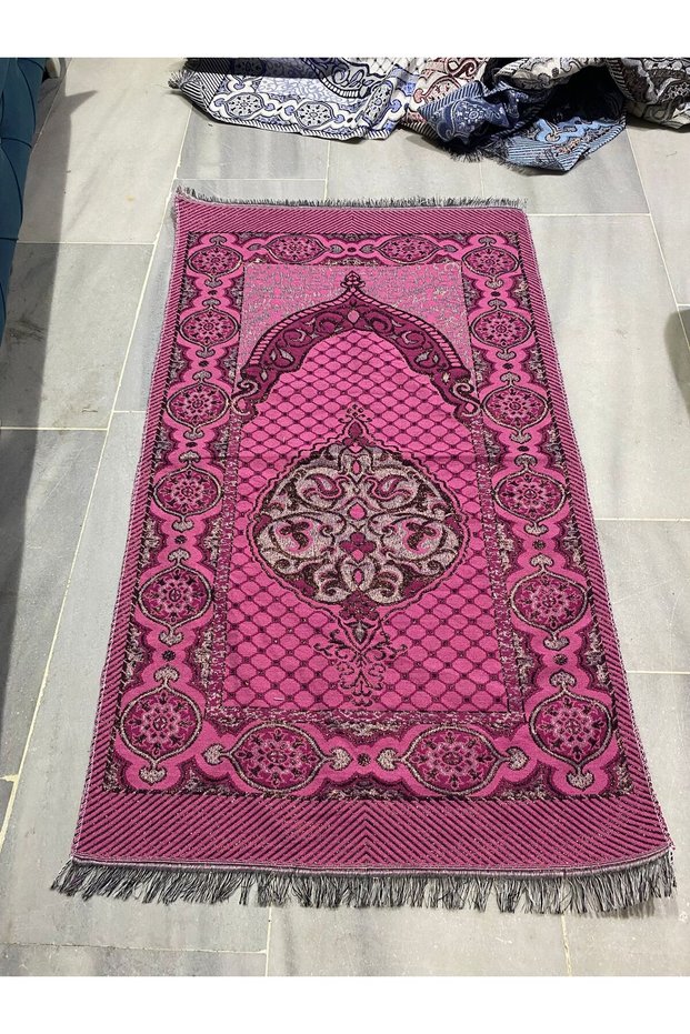 1 Piece Glittery Goblen Prayer Rug – Hajj, Umrah & Gift Prayer Rug | Color Options Available