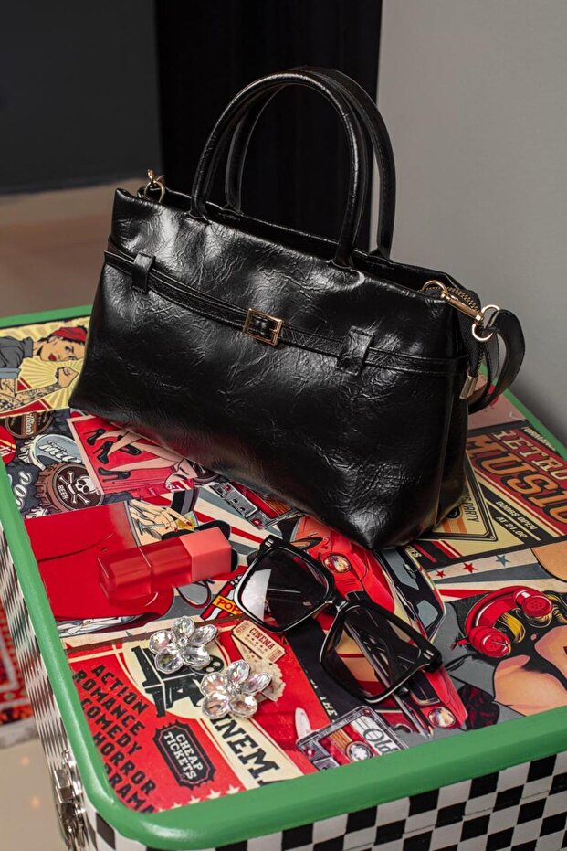 Black Women's Hand and Shoulder Bag with Wrinkle Detail (Marteniçka Bracelet Is a Gift!) !))