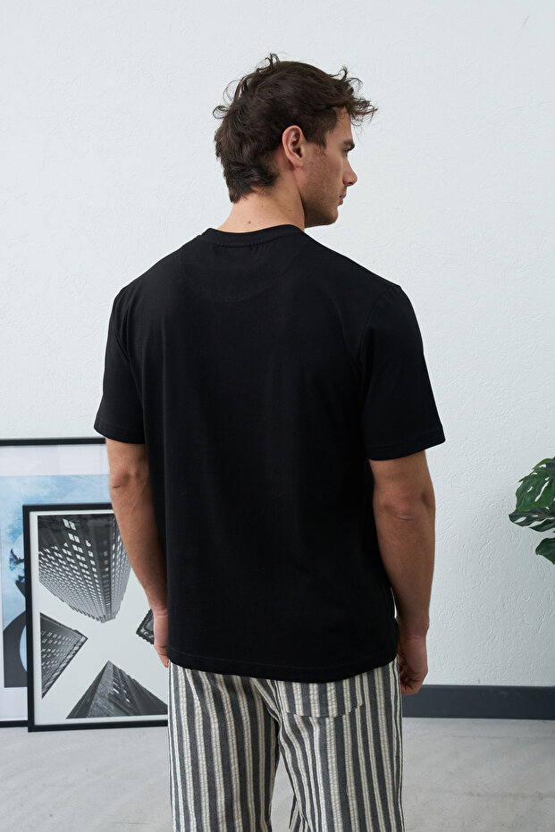 Men's Square Patterned Regular T-Shirt - 2
