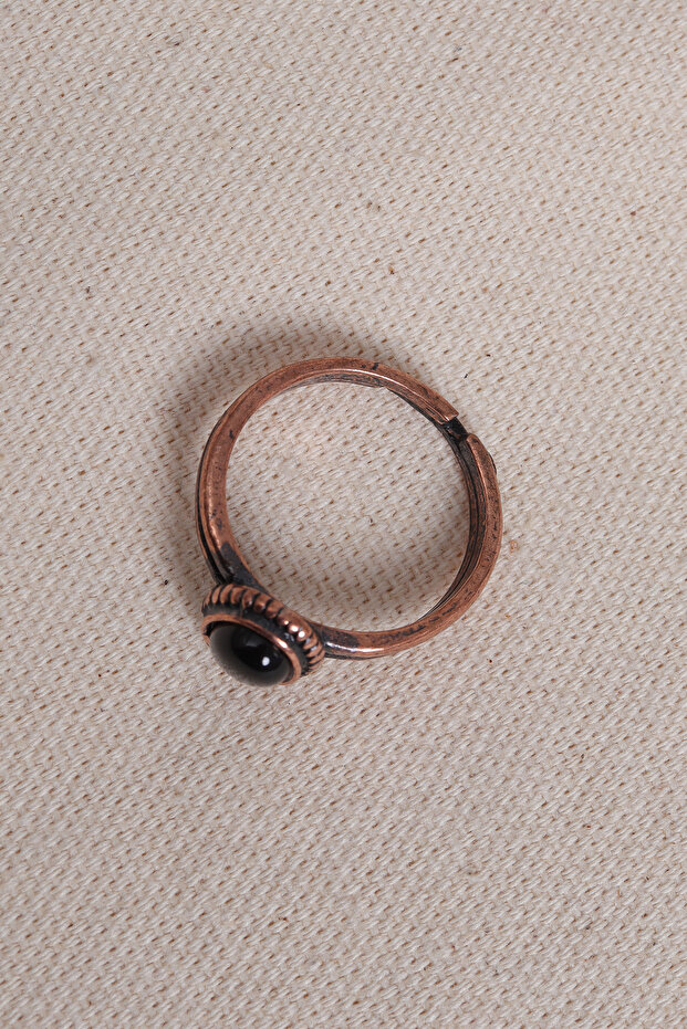 خاتم أونيكس مرصّع بالأحجار من النحاس - 2