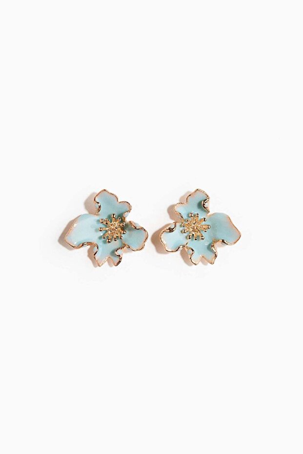 Flower-shaped earrings