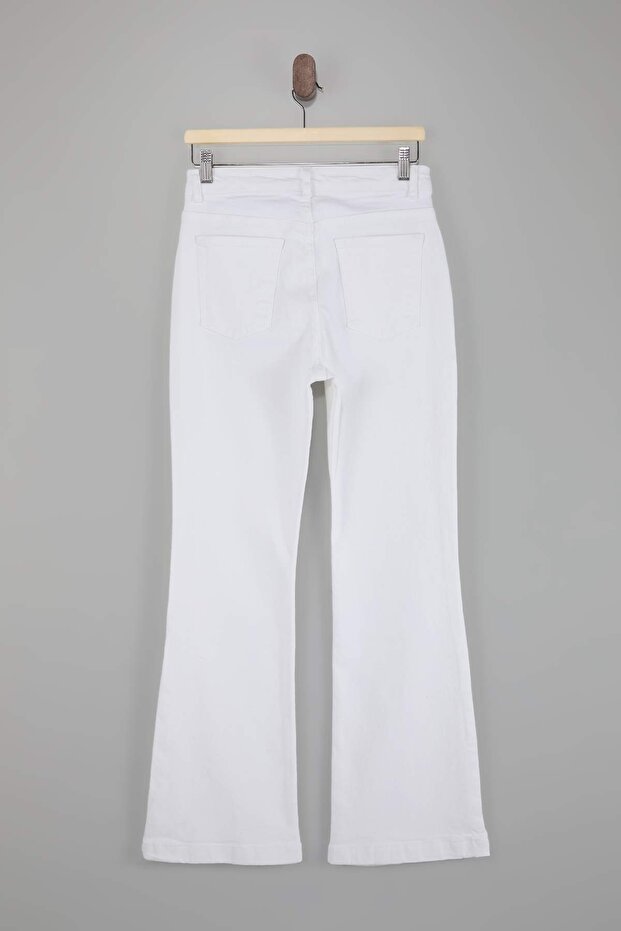 Beyaz Yüksek Bel Comfort/Esnek İspanyol Paça Flare Jeans TWOAW26JE00047 - 6