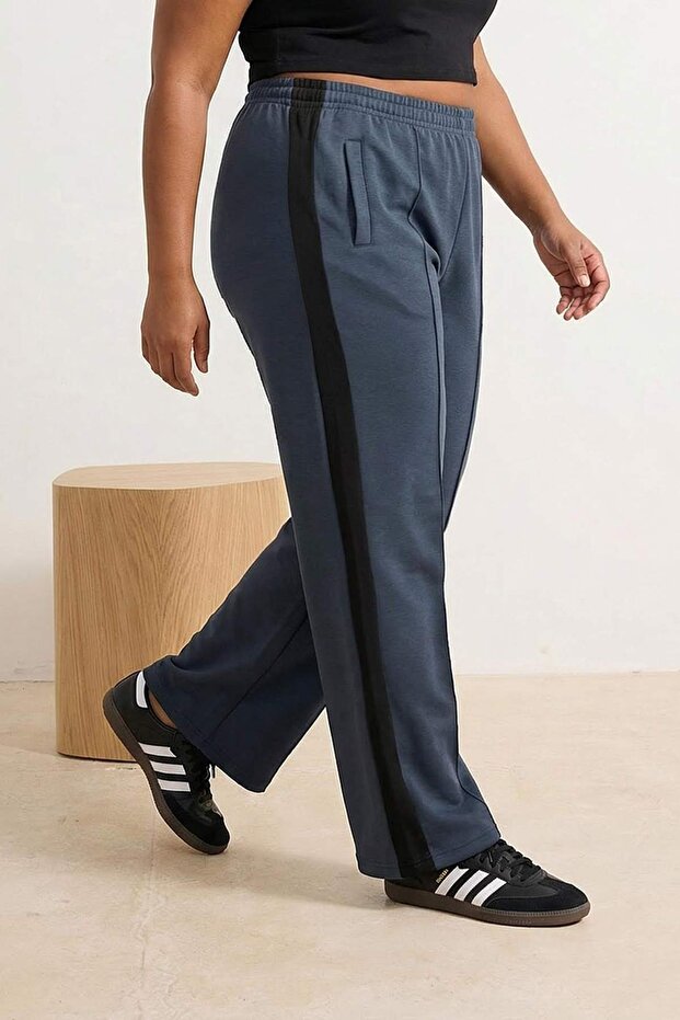 Antrasit Yan Şerit Detaylı Wide Leg/Geniş Paça Rahat Dökümlü Büyük Beden Eşofman Altı TBBSS26AJ00004 - 3