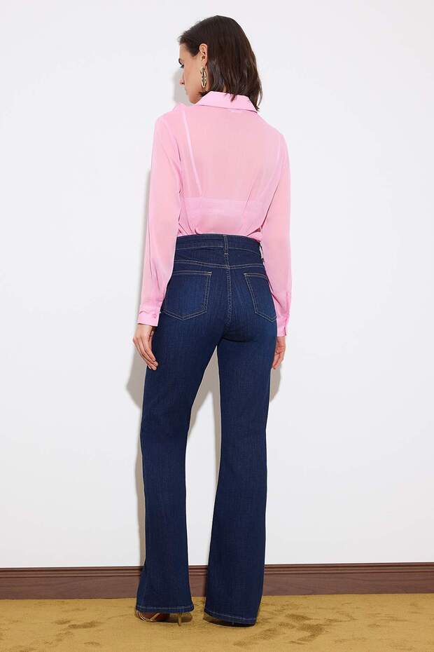 Limited Edition Koyu Mavi TOPARLAYICI Yüksek Bel Ekstra Esnek Flare Uzun Boy Jeans TWOSS26JE00103 - 4