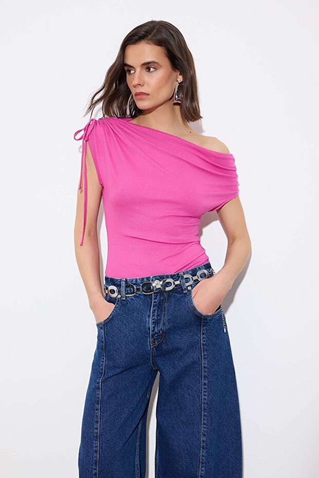 Limited Edition Fuchsia Regular/Normal Fit Asymmetric Neckline Ruched Soft Knitted Blouse Twoss26Bz00525