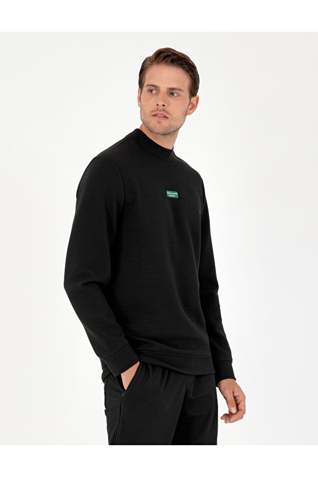 Black Regular Fit Sweatshirt 50293256-Vr046