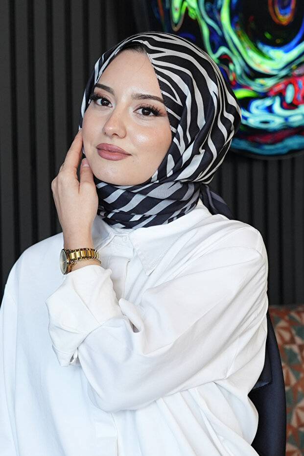 Wavy Pattern Gray Soft Cotton Shawl - 1