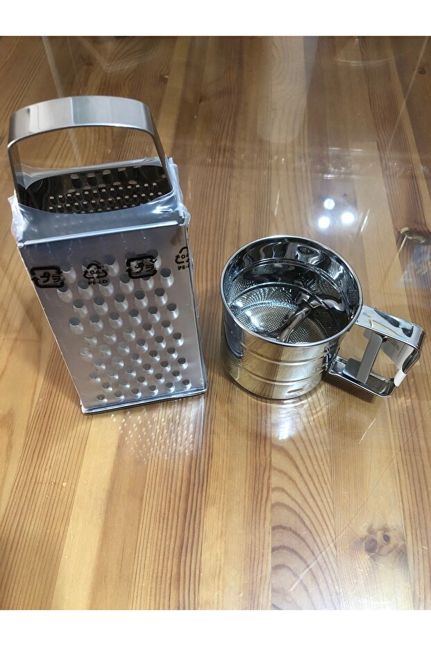 Paslanmaz Çelik Rende + Un Eleği - 1