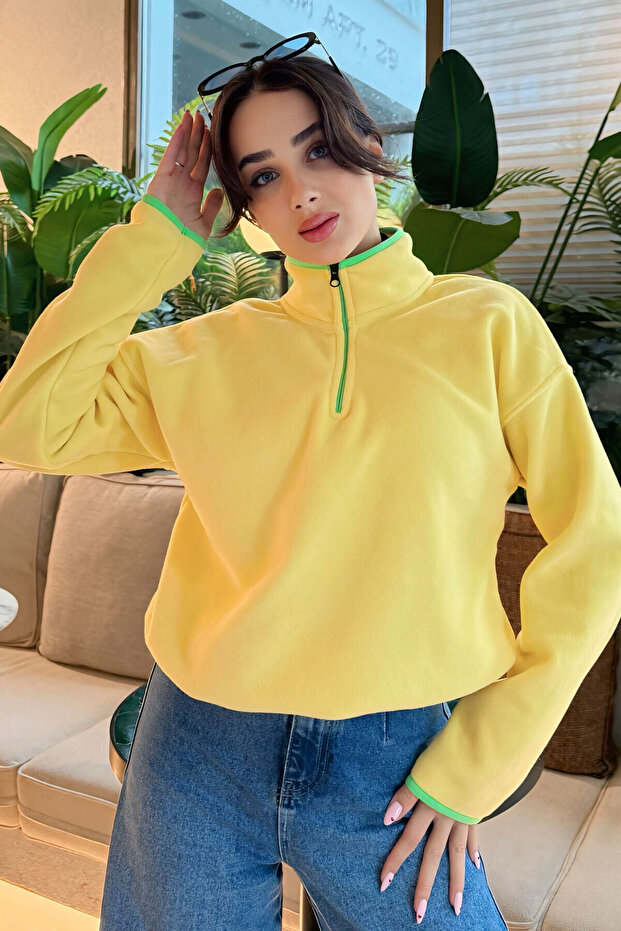 Lemon Half Zipper Skirt Hem Gathered High Neck Standard Fit Women's Fleece Sweatshirt - 97234