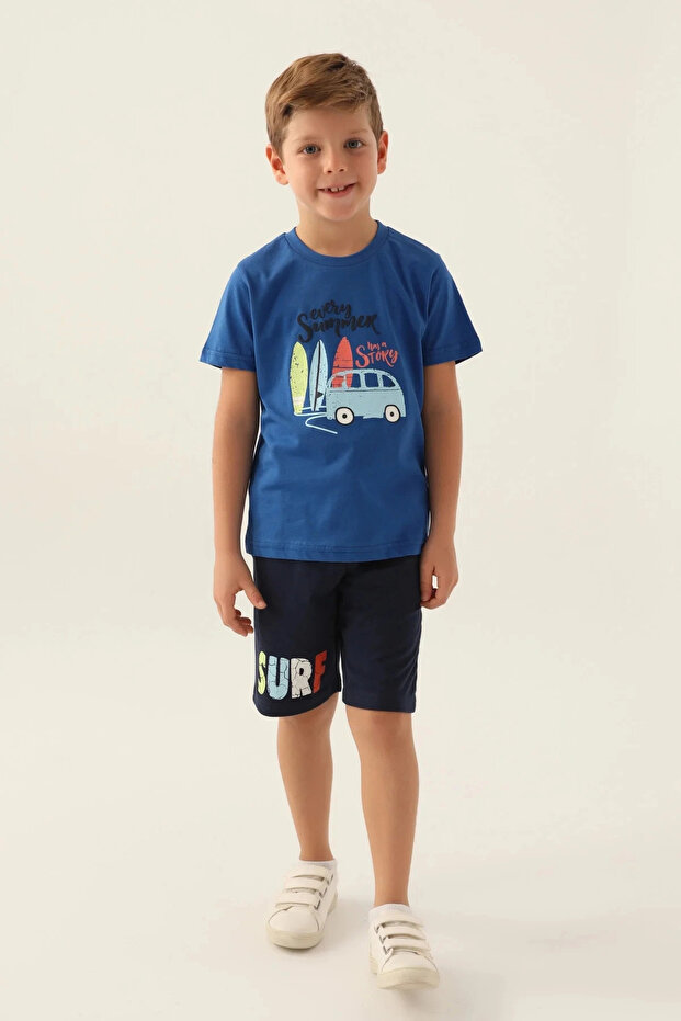 بدلة برمودا للأولاد باللون الأزرق - 2