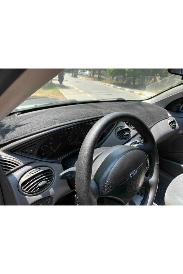 Laser Cut Torpedo Protection Carpet, Perfectly Compatible with Your Ford Focus 1 1998-2004