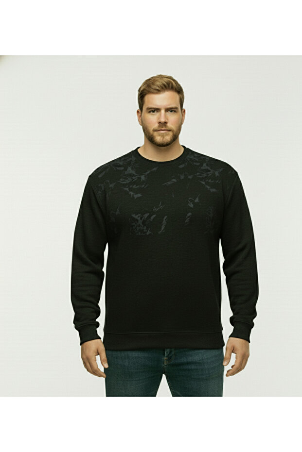 Plus Size Patterned Sweatshirt - 1