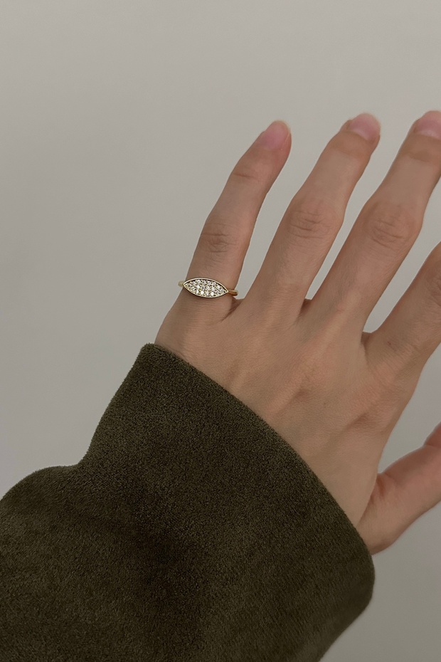 خاتم صغير قابل للتعديل على شكل إصبع صغير مرصع بالأحجار - 1