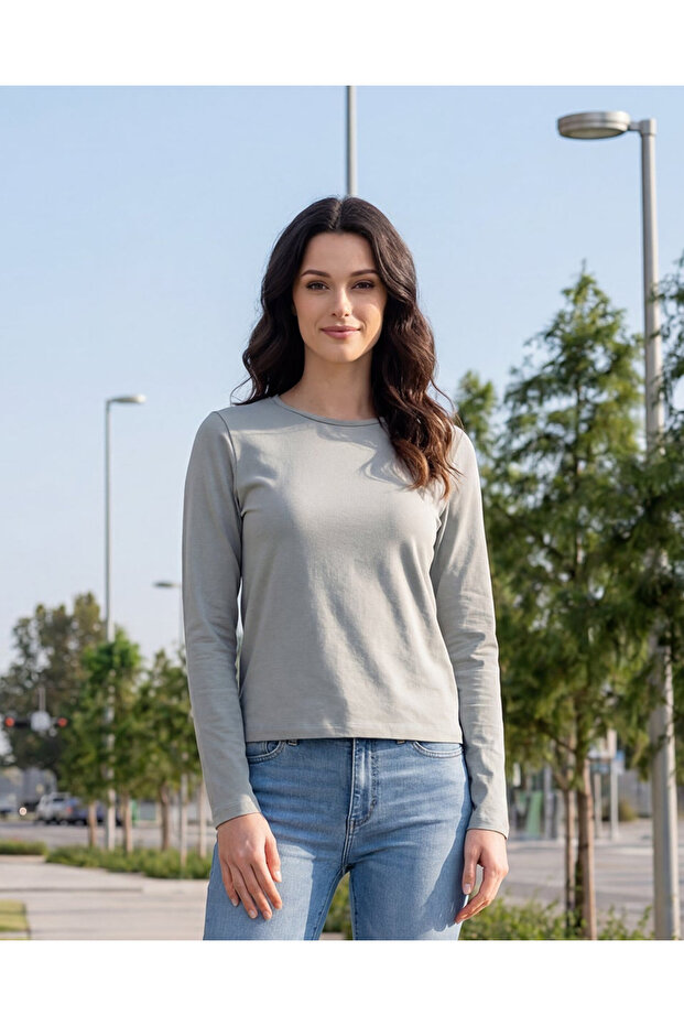 Women Green Long Sleeve Crew Neck T-Shirt