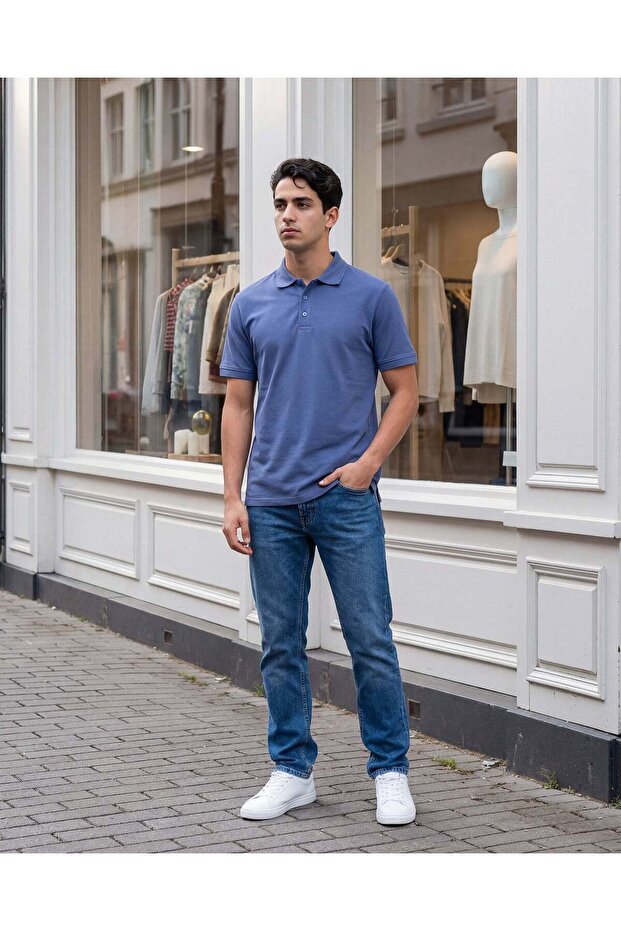 قميص بولو رجالي أساسي باللون الأزرق - 5