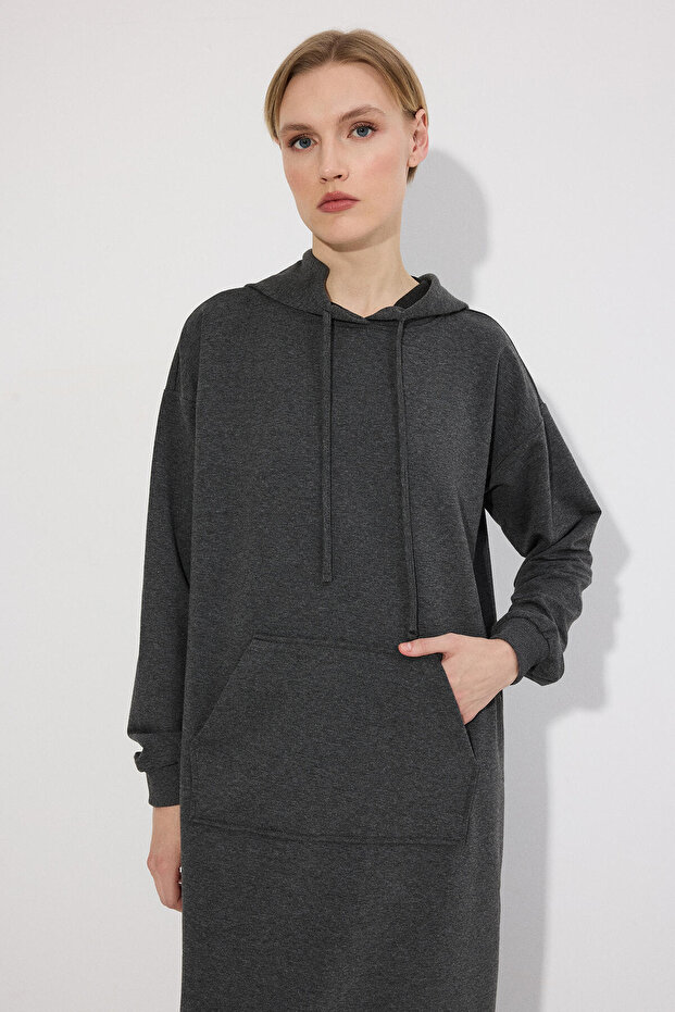 KAPÜŞONLU ÖRME ELBİSE - 2