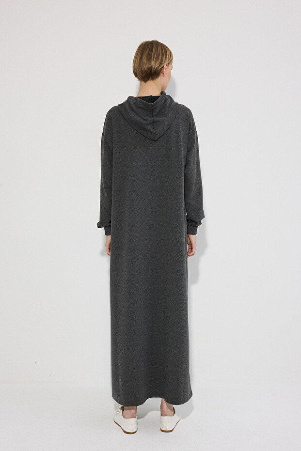 KAPÜŞONLU ÖRME ELBİSE - 4