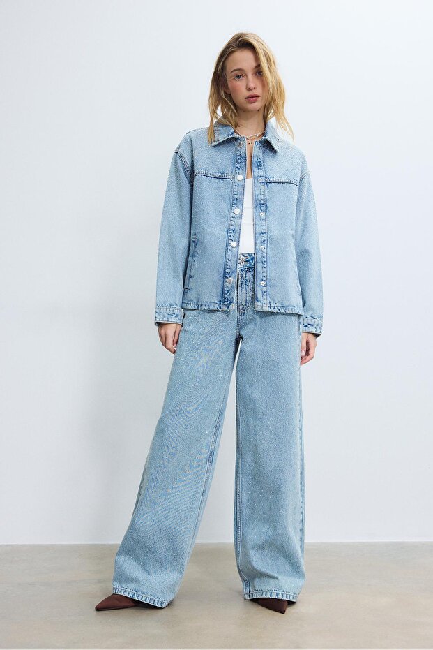 DENIM JACKET WITH PATCH POCKETS AND RHINESTONES - 2