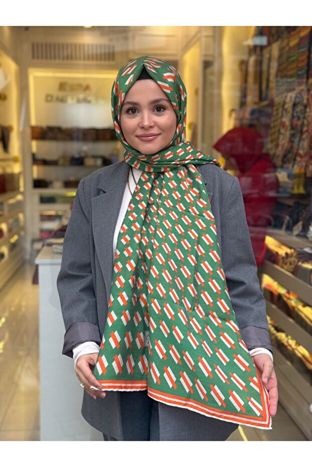 Yaz Seri̇nli̇ği̇ Shawl 70X190
