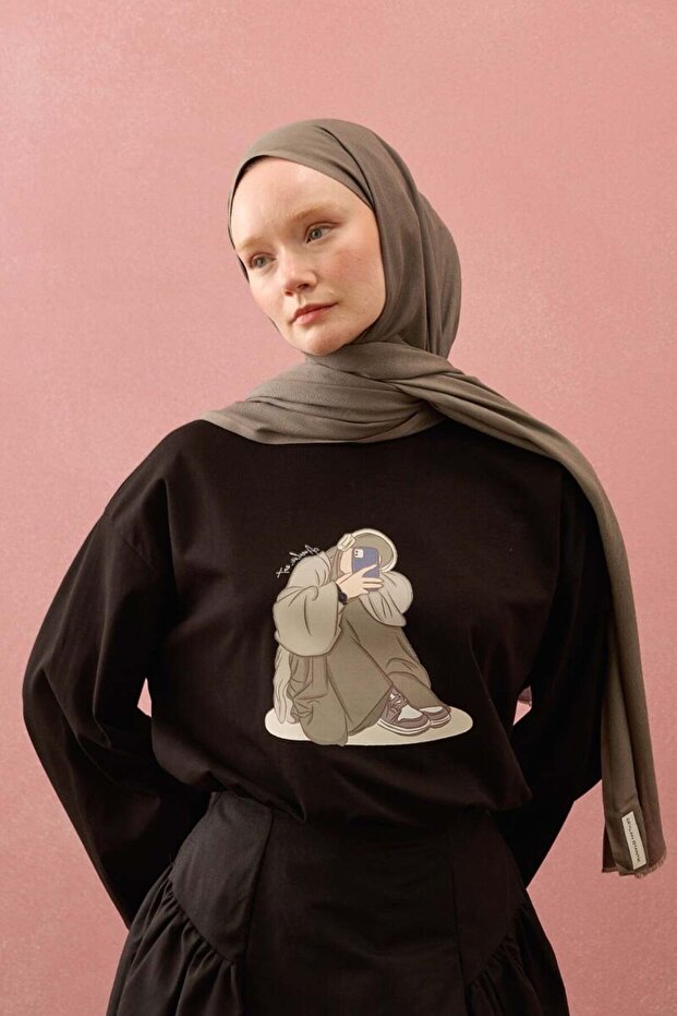 Siyah Kız Baskılı Basic Body - 1